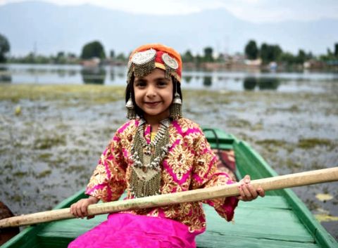 Kashmir Kaleidoscope: Nature's Beauty Unveiled